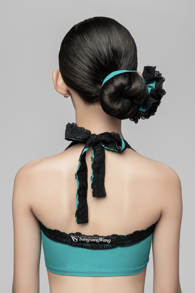 Lace halterneck skirt suit(Toffee / With Hair Accessories)