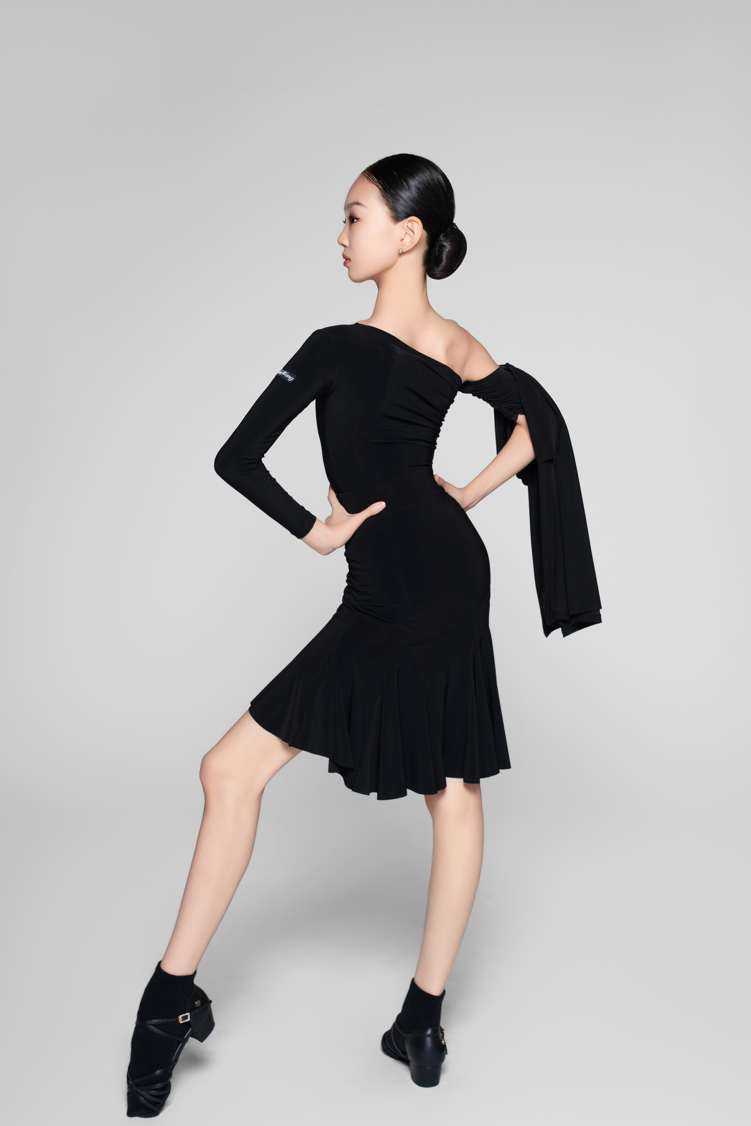 Drawstring Flowing Latin Skirt For Girls (Black)