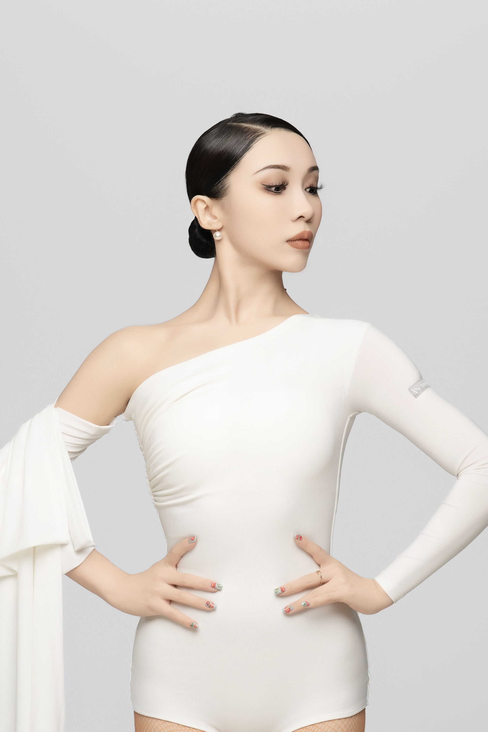 Asymmetrical Shoulder Removable Sash Bodysuit For Women (White)