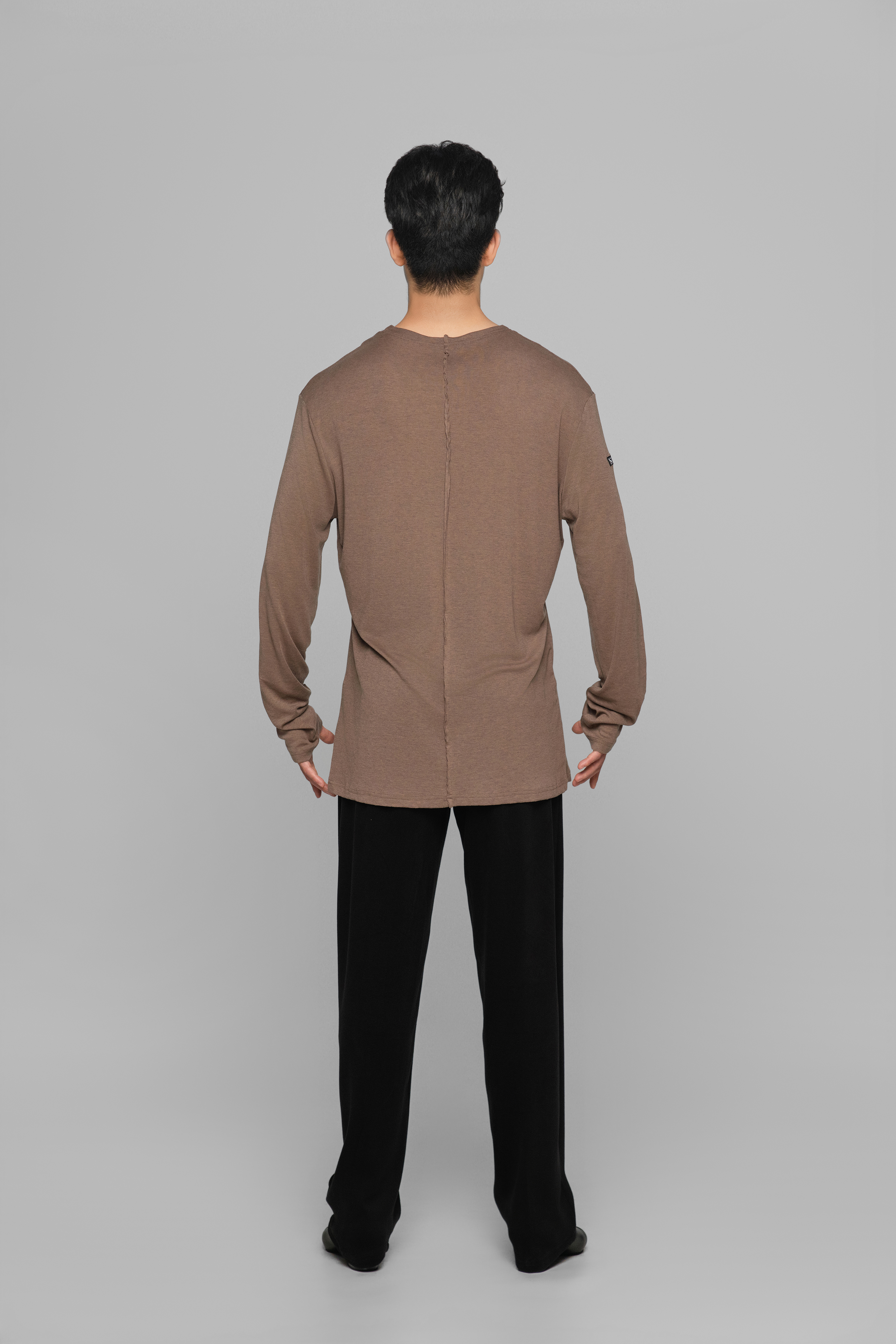 Frayed Hem V-Neck Top For Men (Milk Tea)