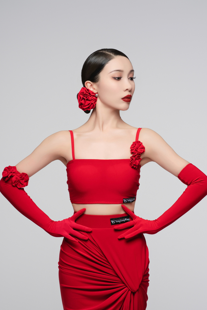 Floral Twisted Strappy Top For Women (Red/ With Hair Accessories)