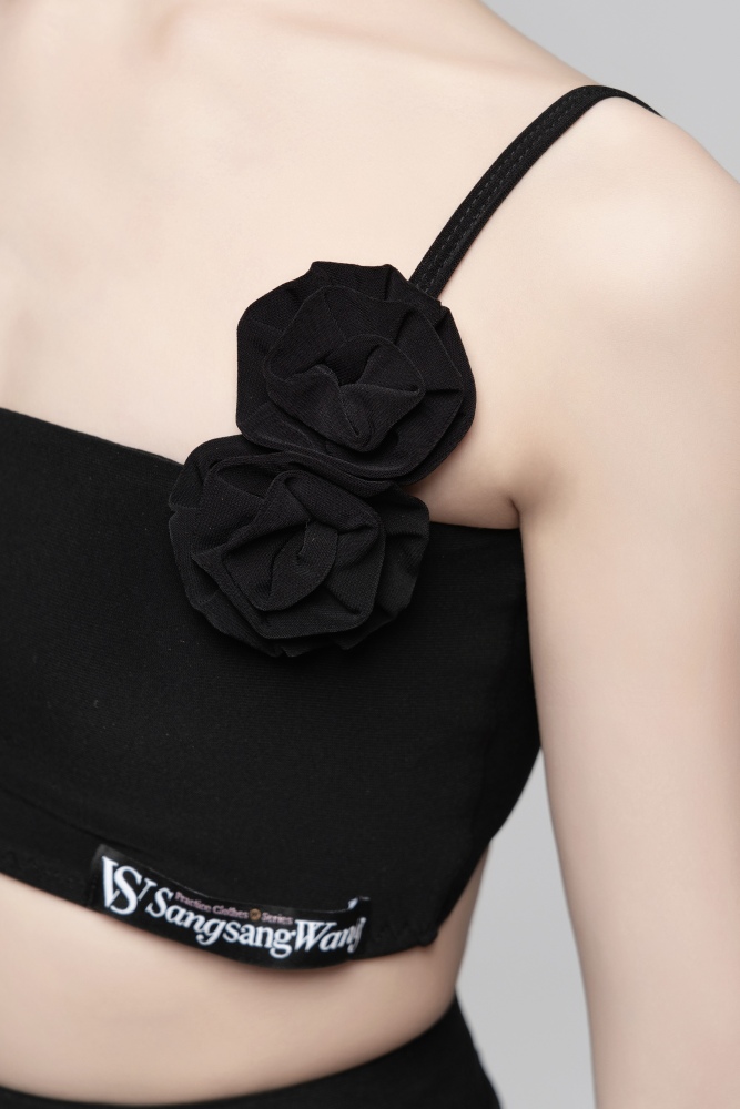 Floral Twisted Strappy Top For Girls (Red/ With Hair Accessories)