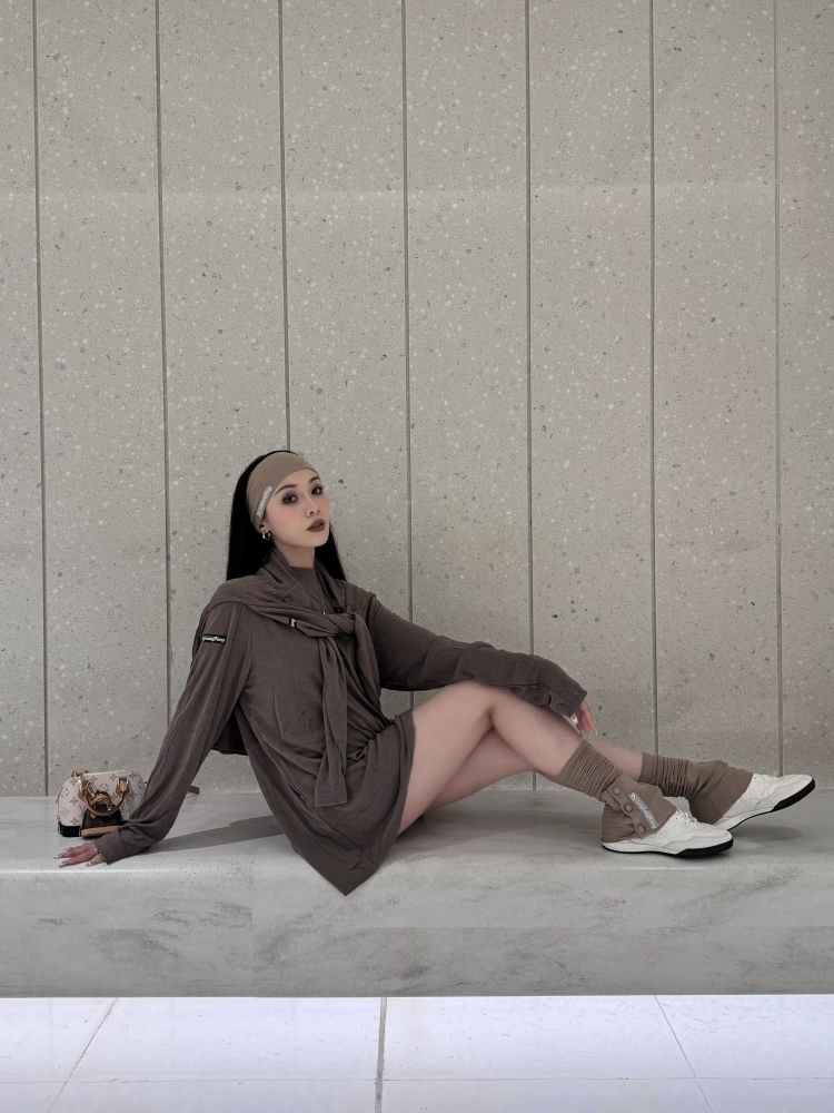 Frayed Hem Round Neck Top For Women (Milk Tea)