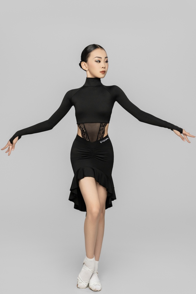 女童高领长袖蕾丝露腰连体衣（黑色）