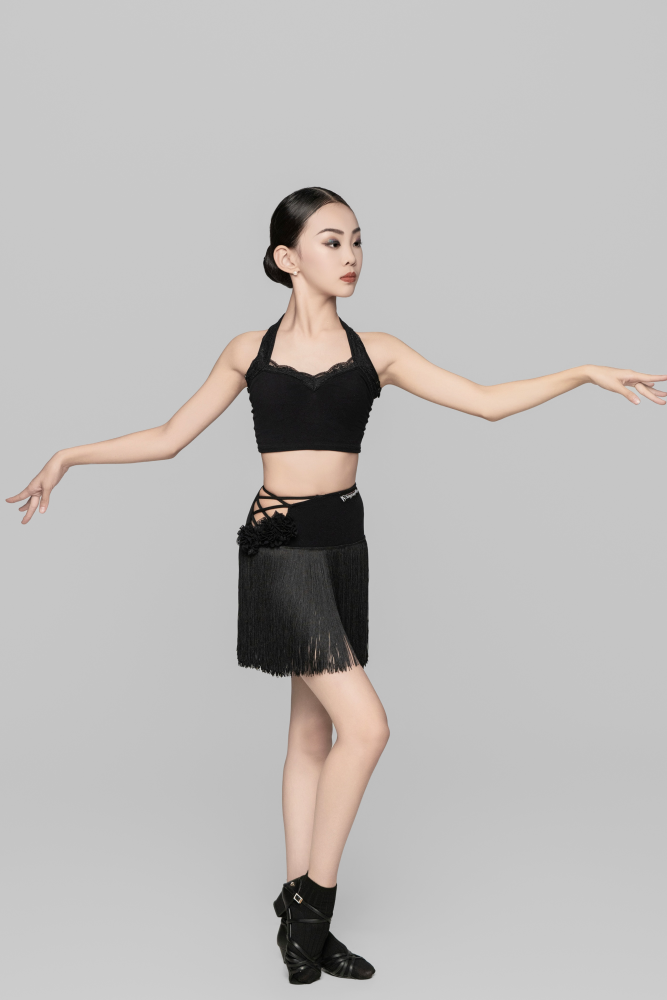 女童挂脖蕾丝可拆卸喇叭袖上衣（黑色）