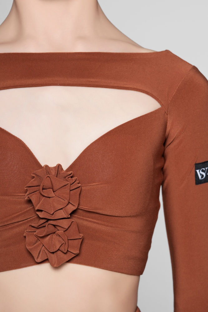 Cropped Top with Hollow Floral Design (Brick Red / With Hair Accessories)