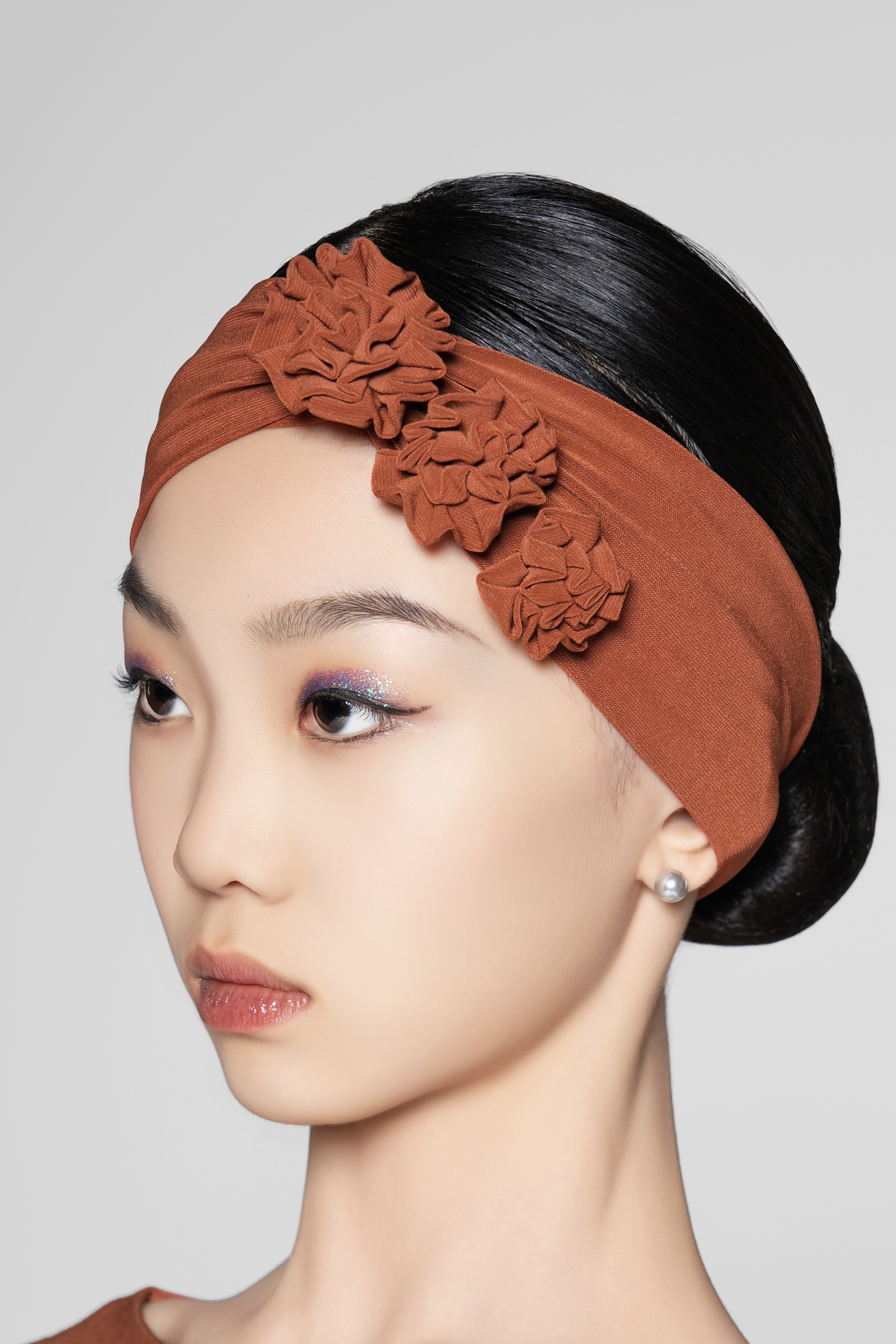 Cropped Top with Hollow Floral Design (Brick Red / With Hair Accessories)