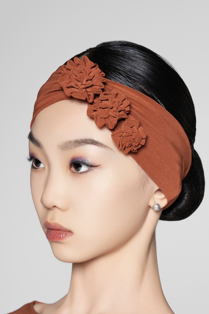 Cropped Top with Hollow Floral Design (Brick Red / With Hair Accessories)