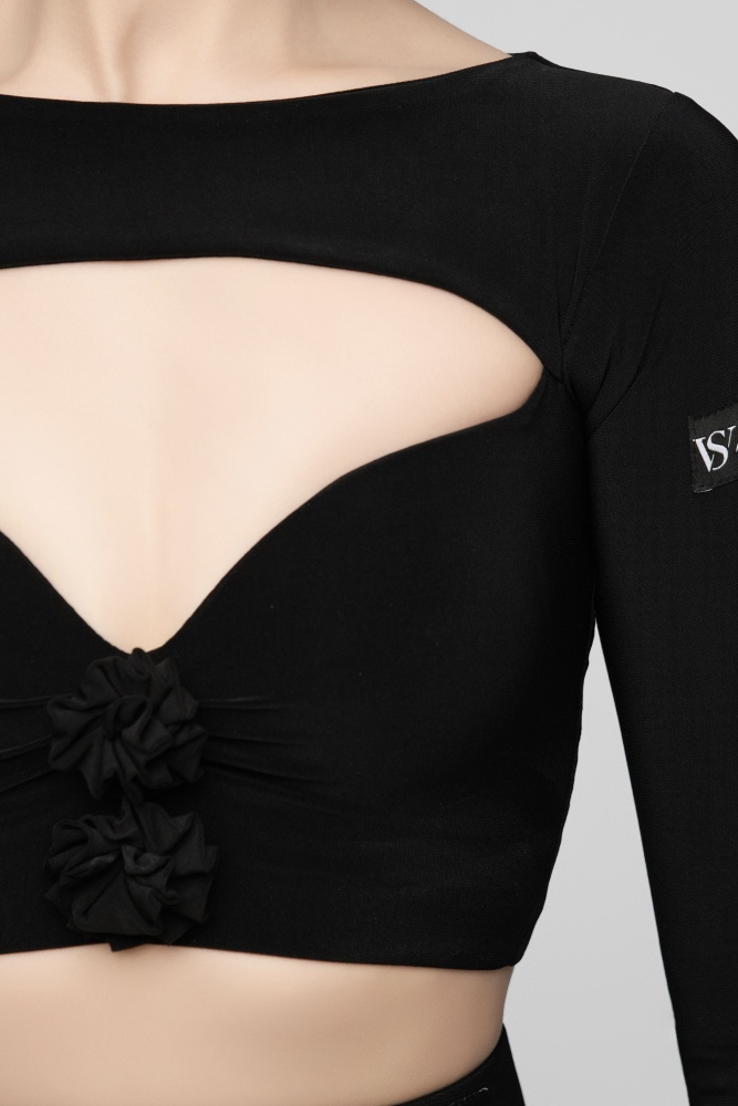 Women's Cropped Top with Hollow Floral Design (Brick Red / With Hair Accessories)#241104