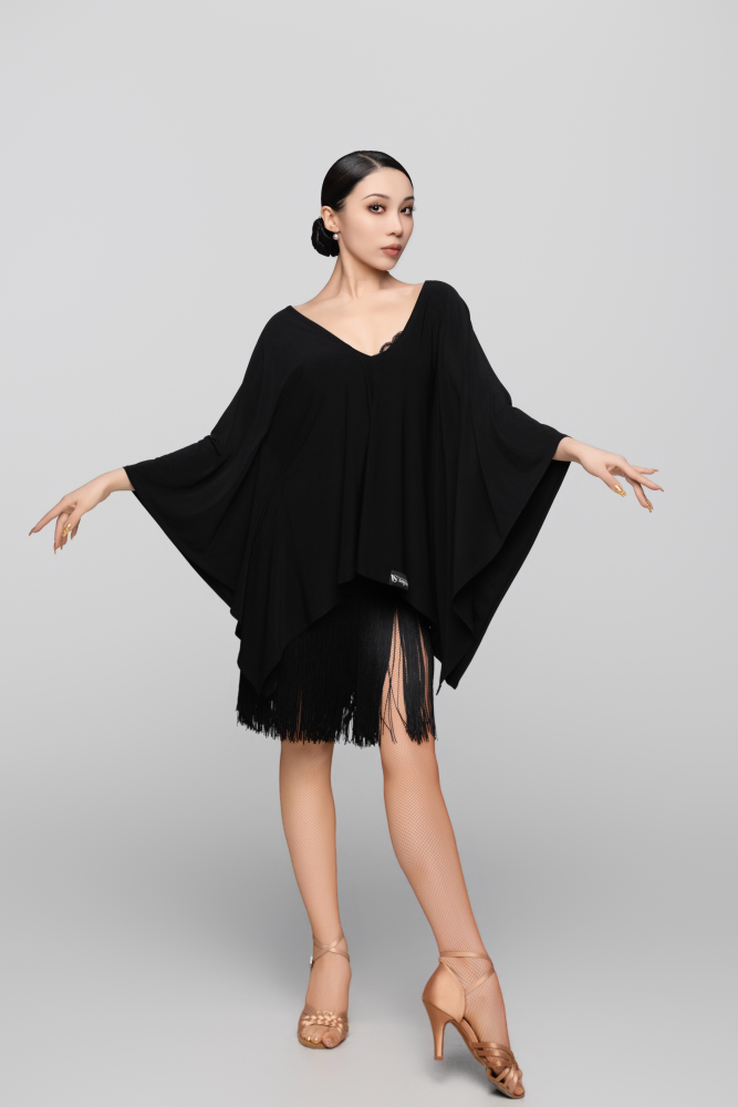 女士蝙蝠袖上衣含吊带两件套（白色）