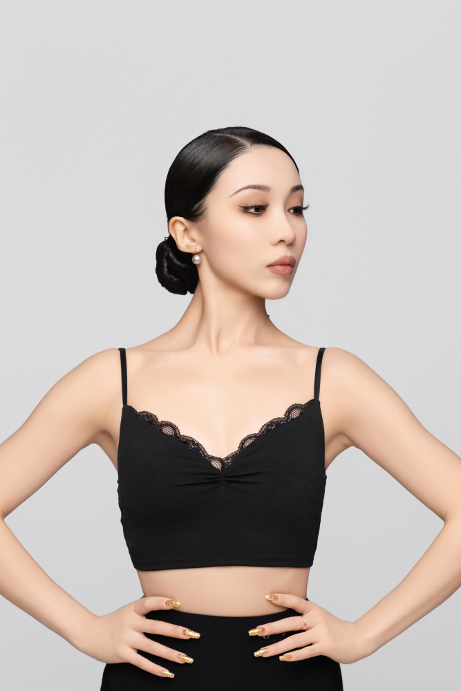 女士蝙蝠袖上衣含吊带两件套（白色）