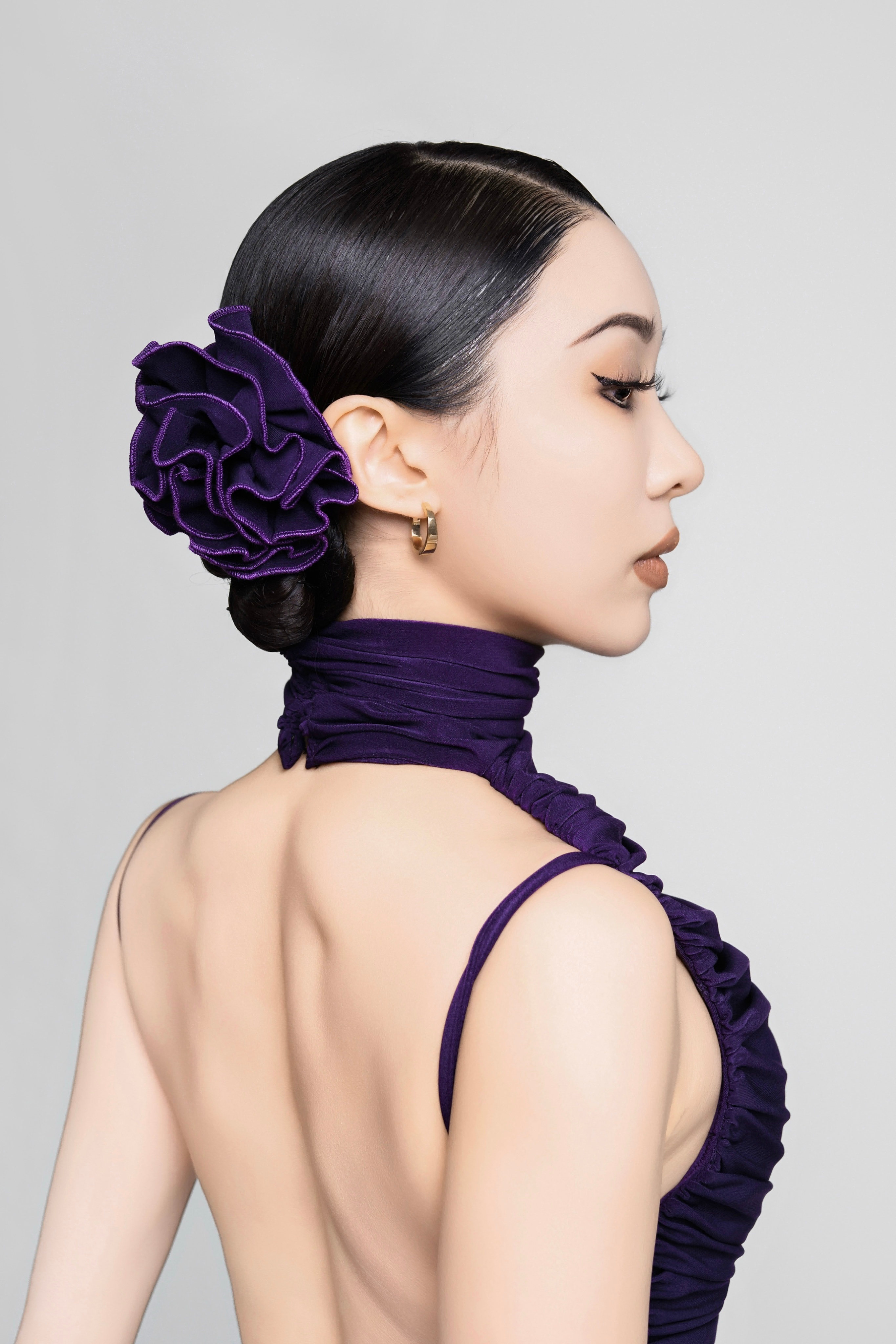 Women's High Neck Ruched Sleeveless Long Dress (Purple / with Hair Accessories)
