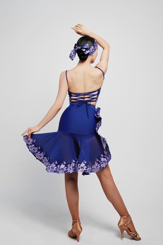 Women's Embroidered Short Strapless Top (Violet)