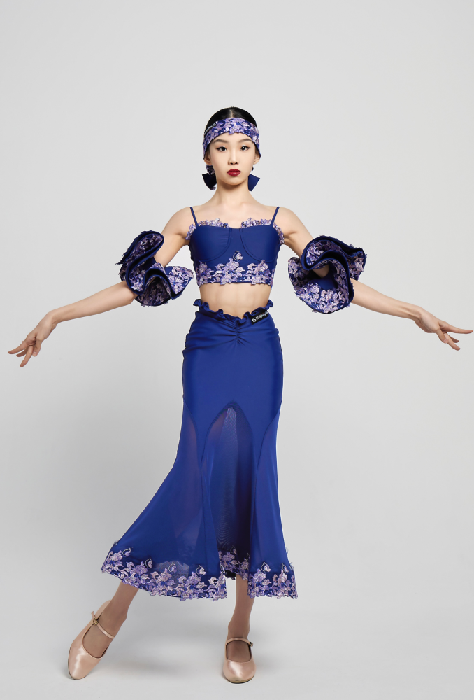 Girls' Embroidered V - Waist Full - Flared Skirt (Violet)