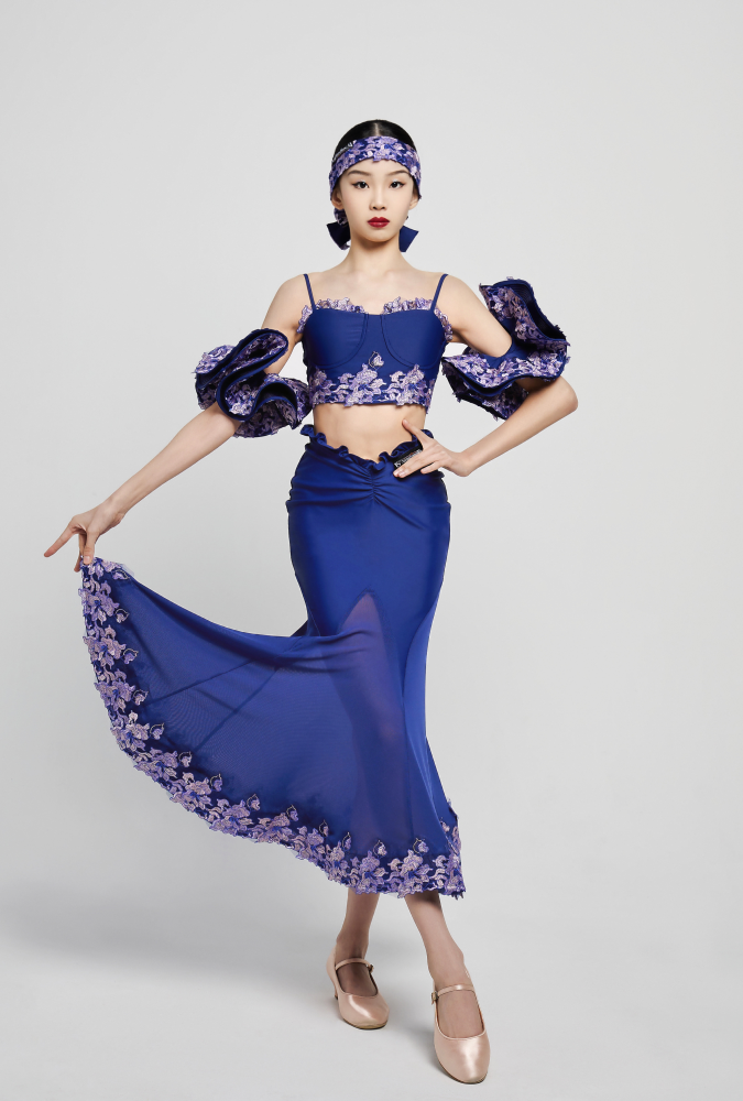 Girls' Embroidered V - Waist Full - Flared Skirt (Violet)