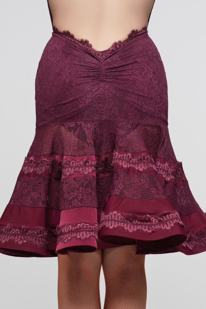 Lace V-Waist Maxi Dress (Grape Purple)