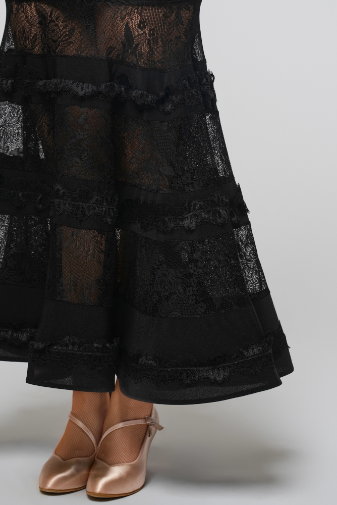 Lace V-Waist Modern Dress (With Sleeve Accessories / Grape Purple)