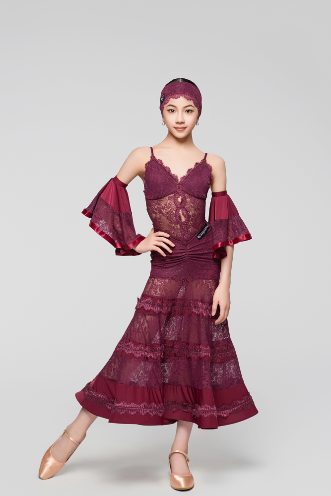 Lace V-Waist Modern Dress (With Sleeve Accessories / Grape Purple)
