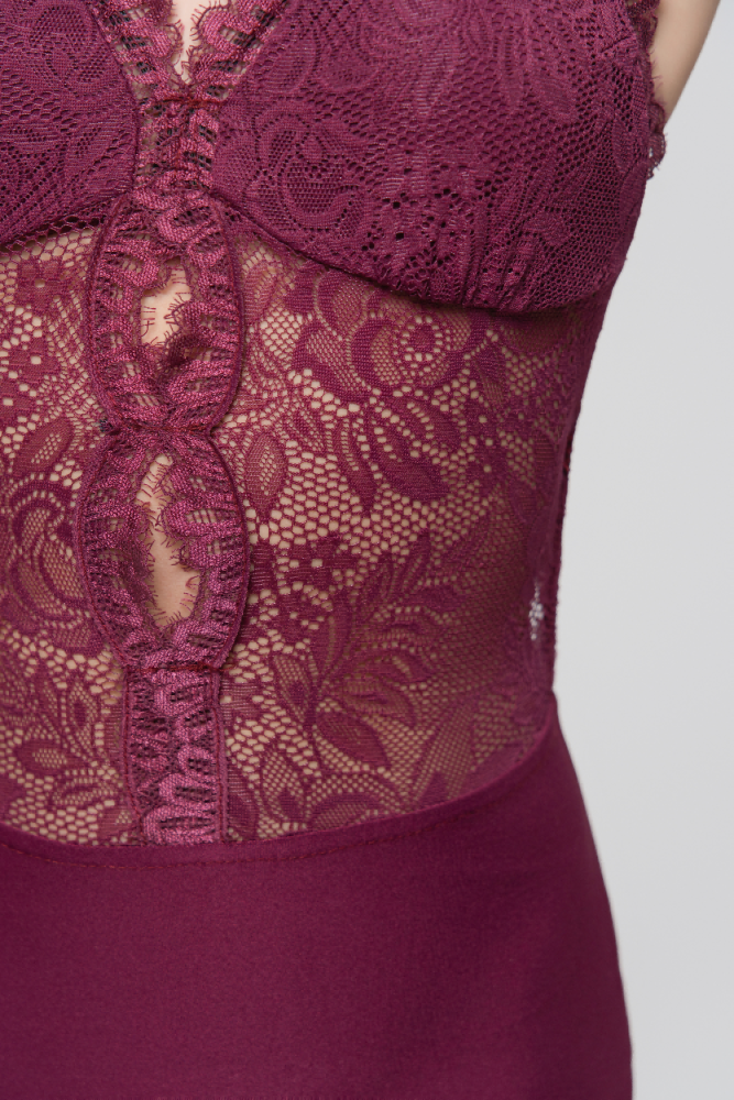 Hollow Lace Halter Bodysuit(With Hairband / Grape Purple)