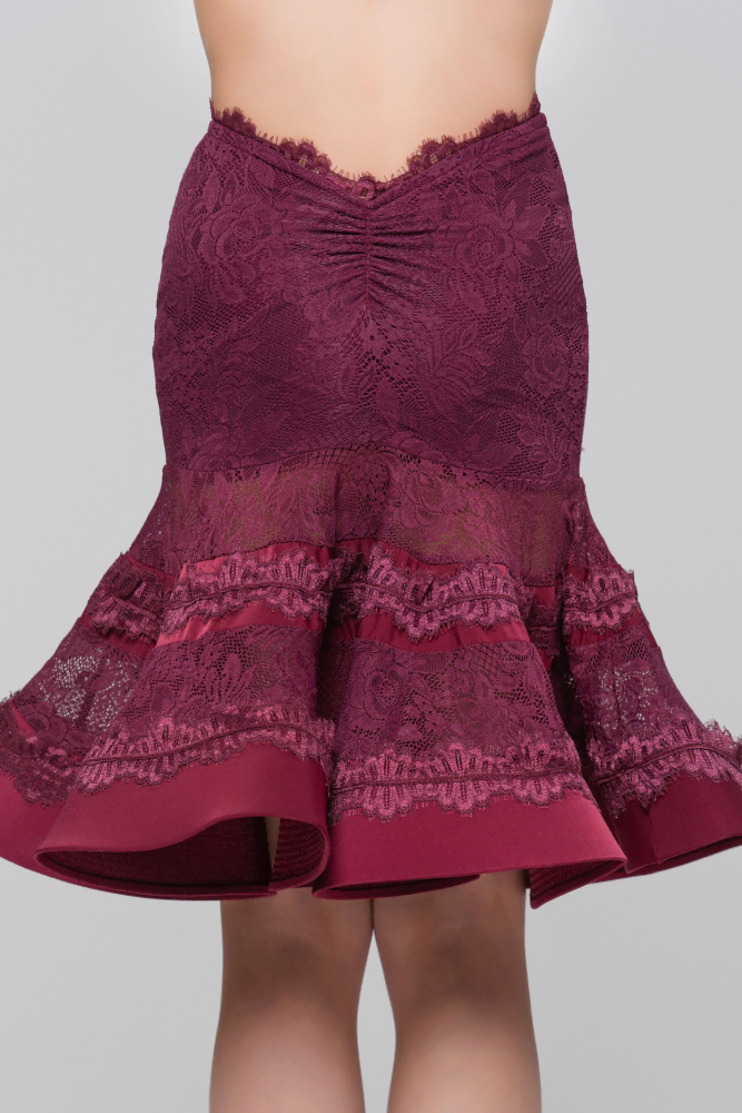 Lace V-Waist Maxi Dress (Grape Purple)