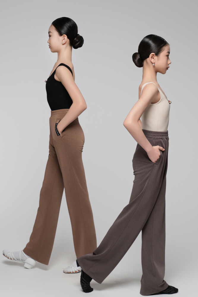 Girls' "Little Red Flower" Ribbed Sleeveless Jumpsuit (Light Apricot)