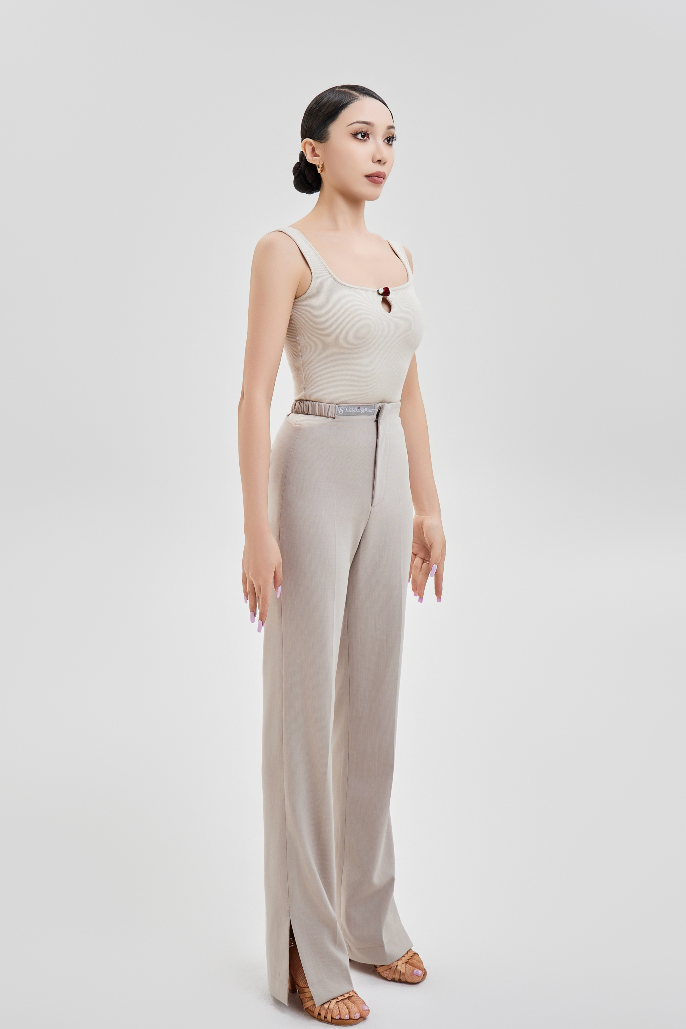 Women's "Little Red Flower" Ribbed Sleeveless Jumpsuit (Light Apricot)
