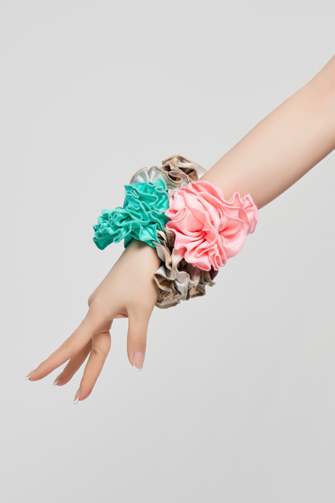 Girls' Floral Sleeveless Crop Top (with Two Wrist Corsages / Coffee with Yellow & Blue)
