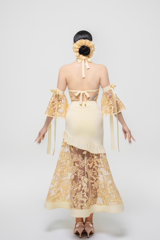 Women's Rose Embroidery Ballroom Dress (with Sleeve Accessories / Chick Yellow)