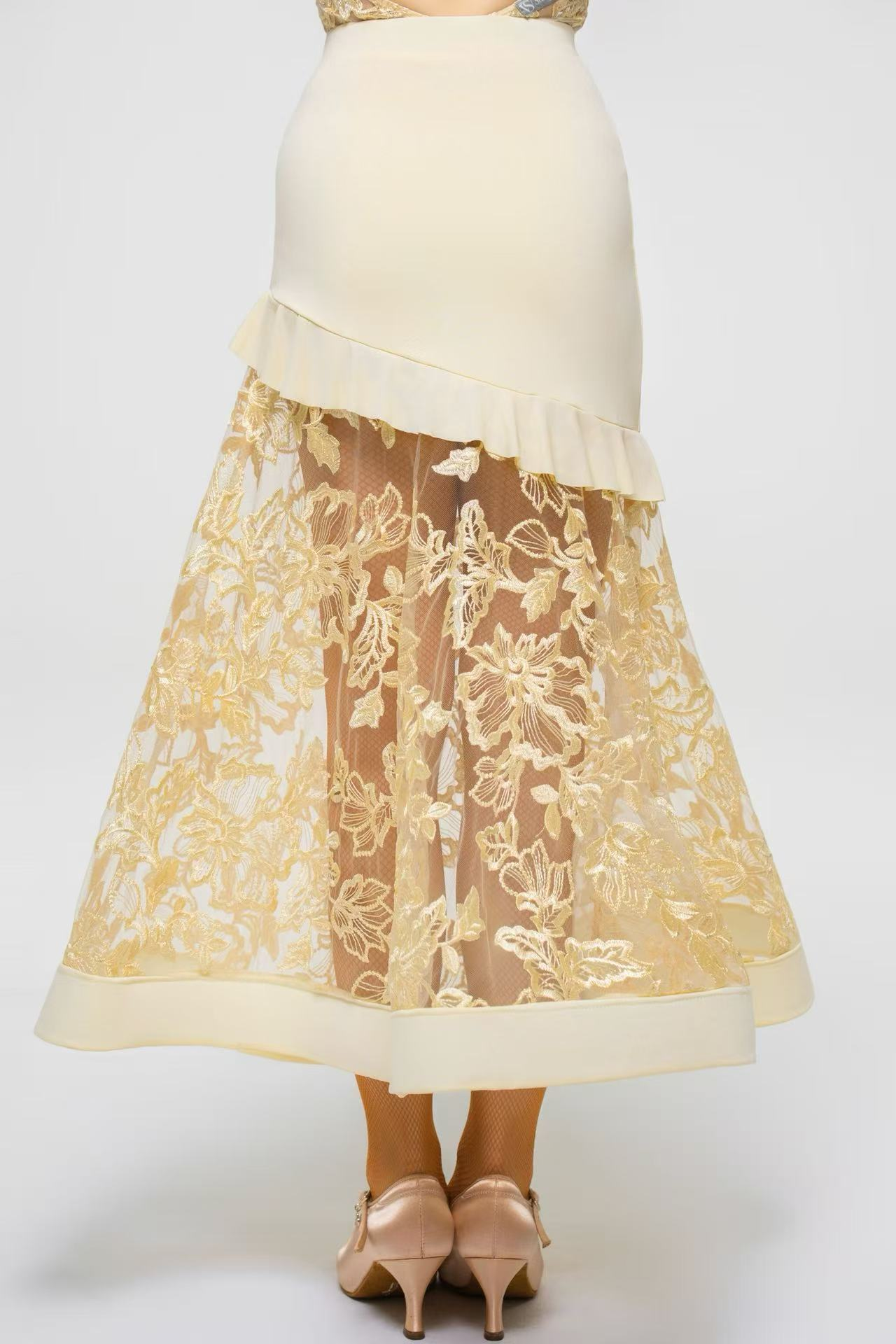 Women's Rose Embroidery Ballroom Dress (with Sleeve Accessories / Chick Yellow)