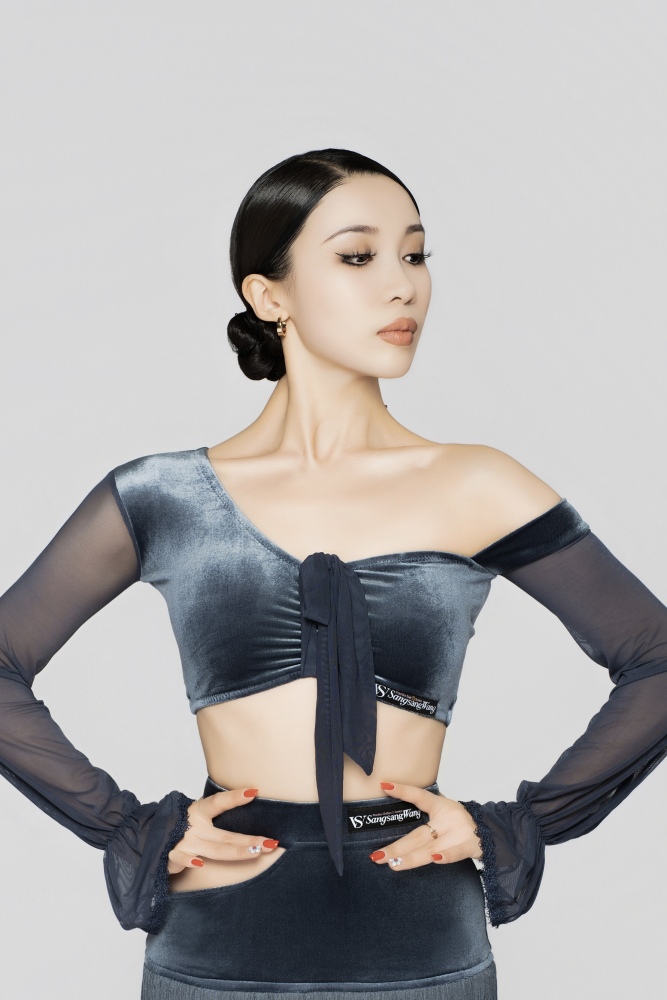 Women's Bell-Sleeve Short Velvet Top（Gray-Blue）#251013