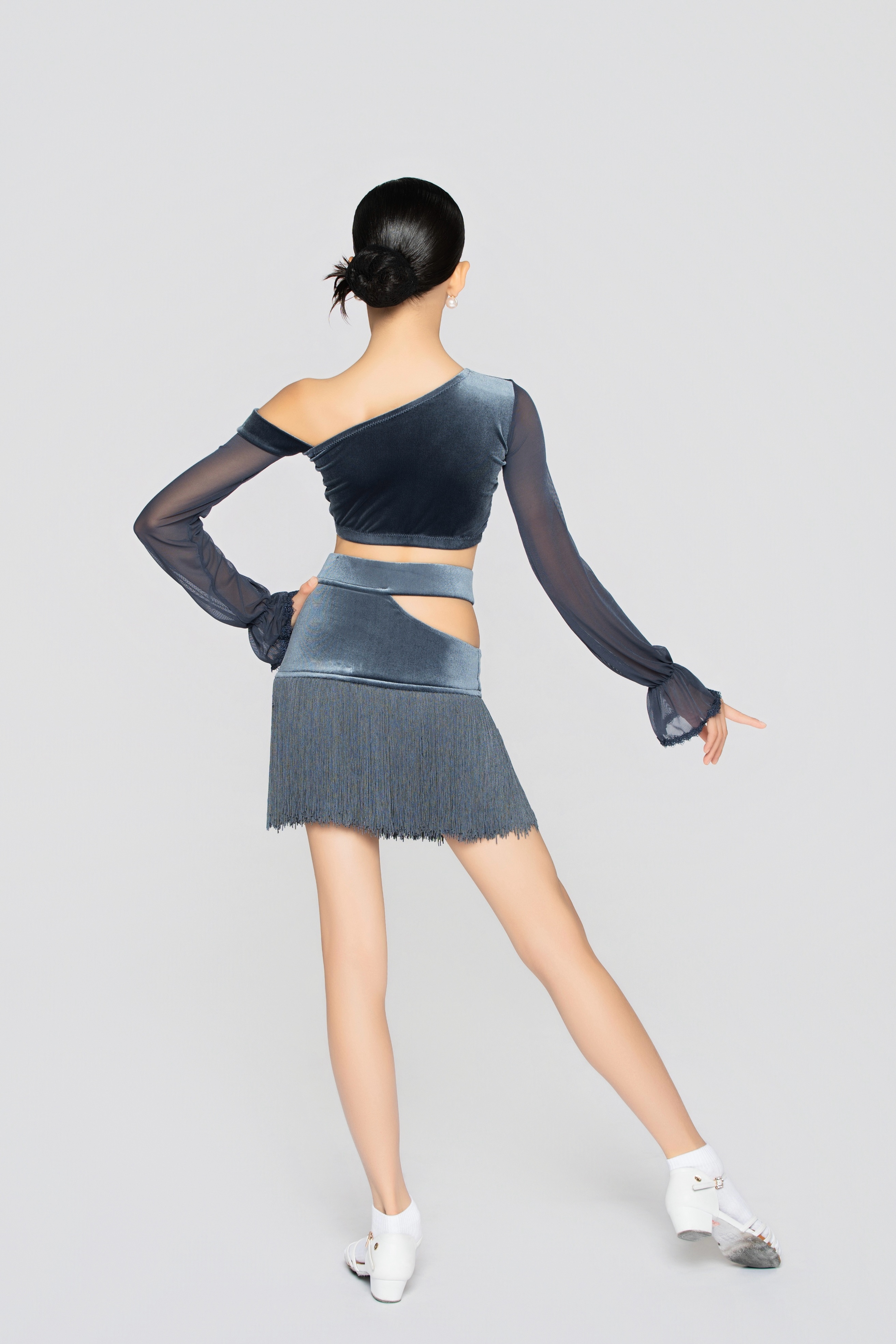 Girl’s Bell-Sleeve Short Velvet Top（Gray-Blue）#251011