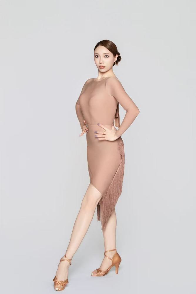 Women’s Barely There Ultra-Lightweight Flowing Fringe Skirt（Nude）#251111