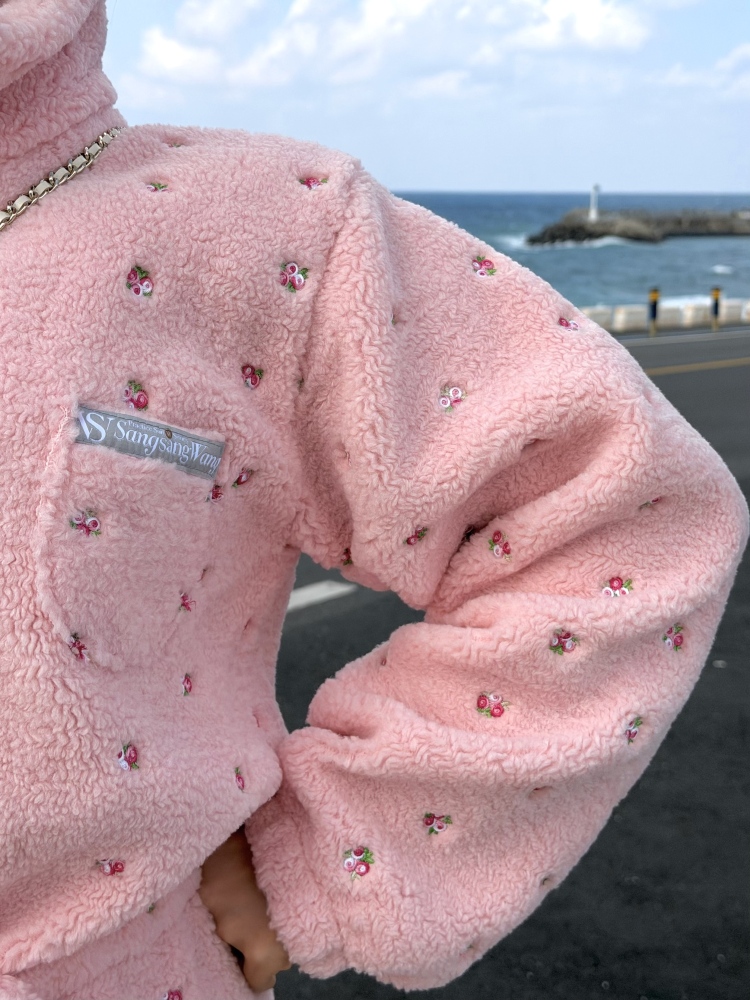 Women's Custom Embroidered Fleece Onesie (Pink Small Flowers)#251101