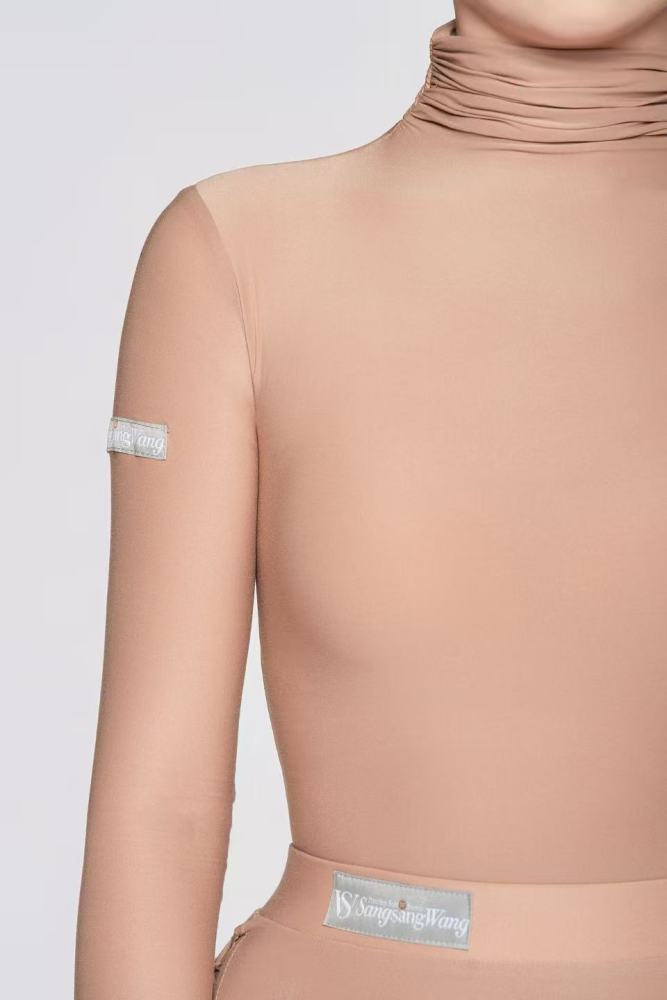 Women's Barely There Ultra-Lightweight Turtleneck Pleated Long-Sleeve Bodysuit（Nude）#251105