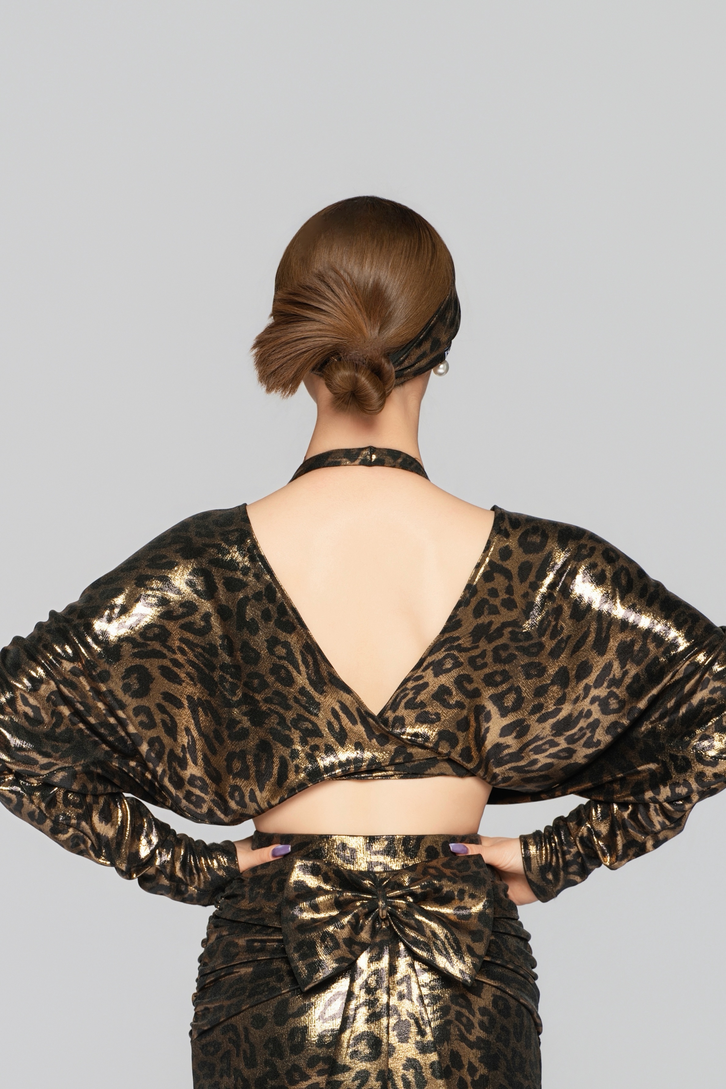 Women's Shiny Leopard Print Halter Neck Vest（Black Gold）#251131