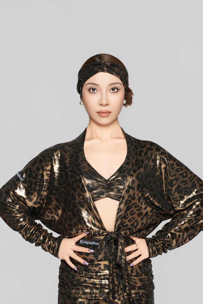 Women's Shiny Leopard Print Reversible Tie-Up Top（Black Gold）#251132