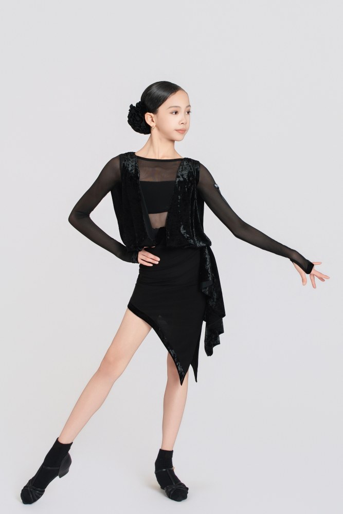 Mesh & Diamond Velvet Fringe Long-Sleeve Leotard (Includes Two Hair Flowers / Black)#251241