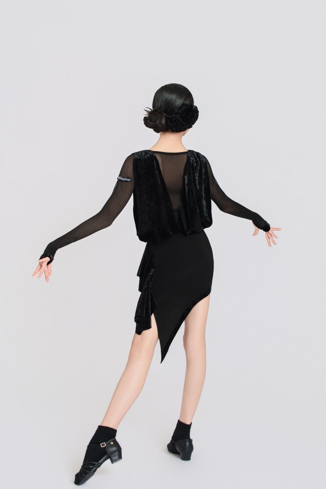 Mesh & Diamond Velvet Fringe Long-Sleeve Leotard (Includes Two Hair Flowers / Black)#251241