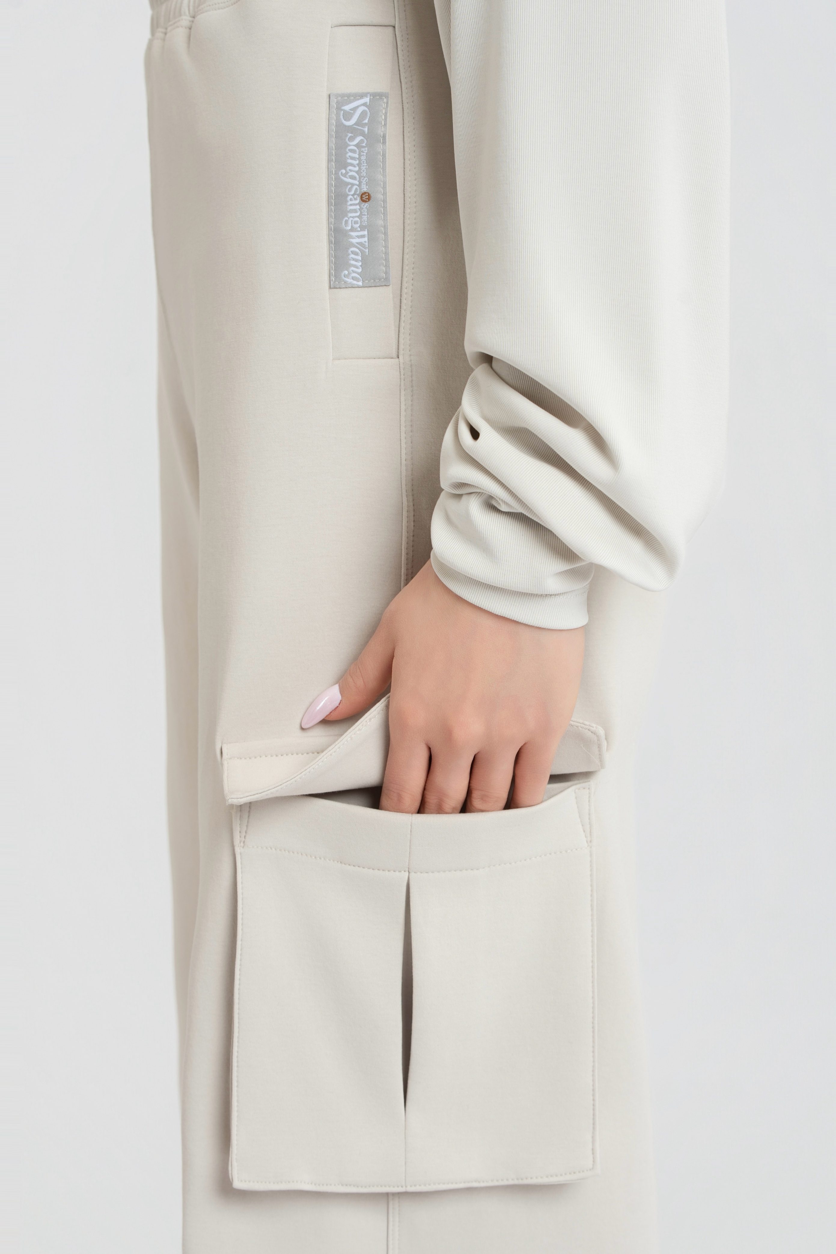 Single-pocket Cargo Pants (Gray-beige)#260102