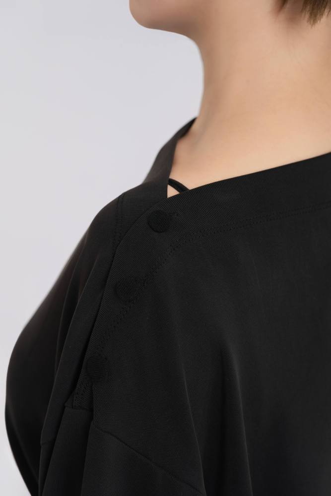 Ultra-comfort Buttoned Off-shoulder Top (Gray-beige)#260101