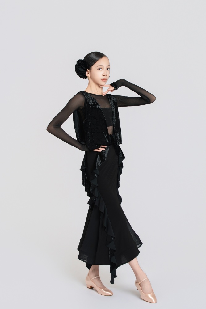 Mesh & Diamond Velvet Fringe Long-Sleeve Leotard (Includes Two Hair Flowers / Black)#251241
