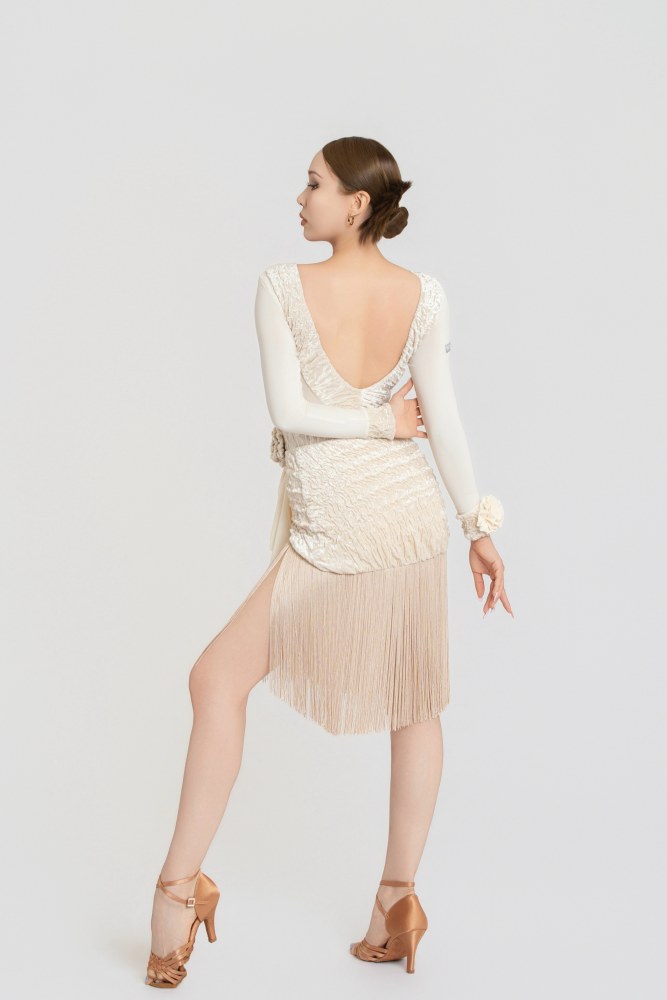 Satin-Gloss Bubble-Fleece Fringe Skirt（Off-White） #260110