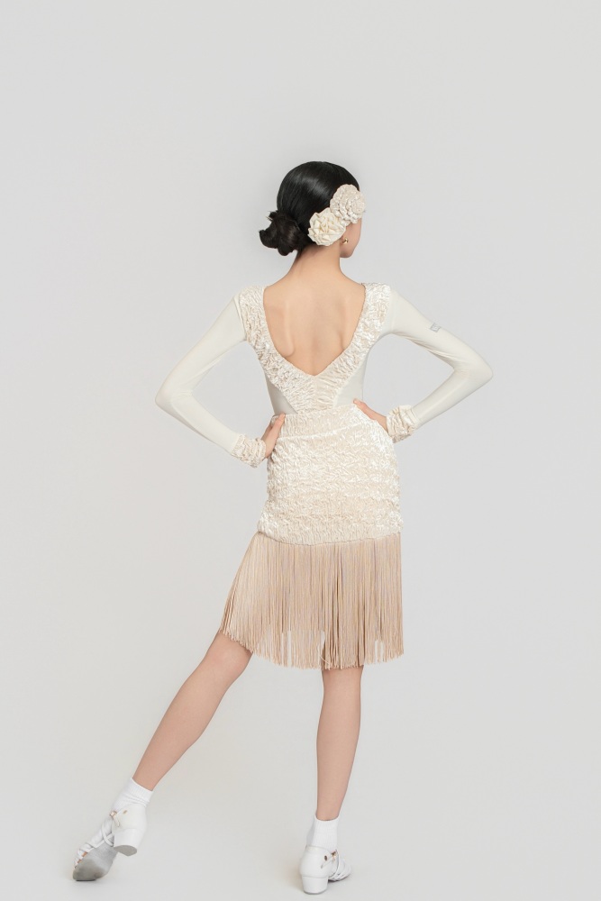 Satin-Gloss Bubble-Fleece Fringe Skirt（Off-White） #260114