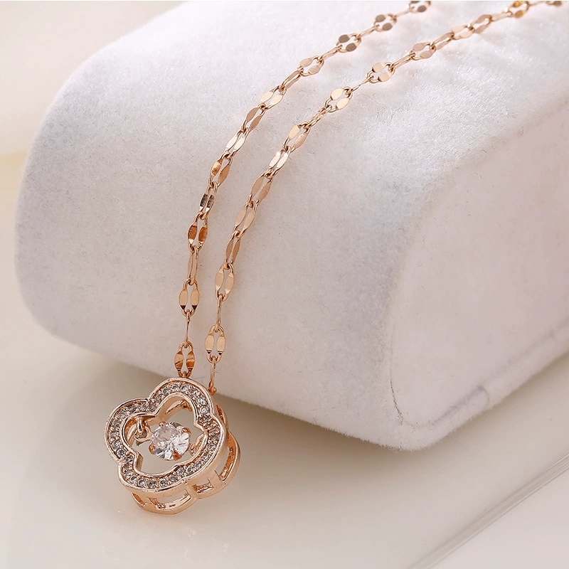 Simple Fashion New Simple Clover Necklace Female Beating Heart Titanium Steel Necklace Pendant