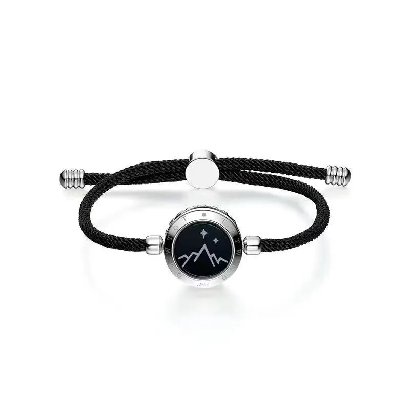 Smart couple bracelet gives gifts to lovers' wives in long-distance relationship