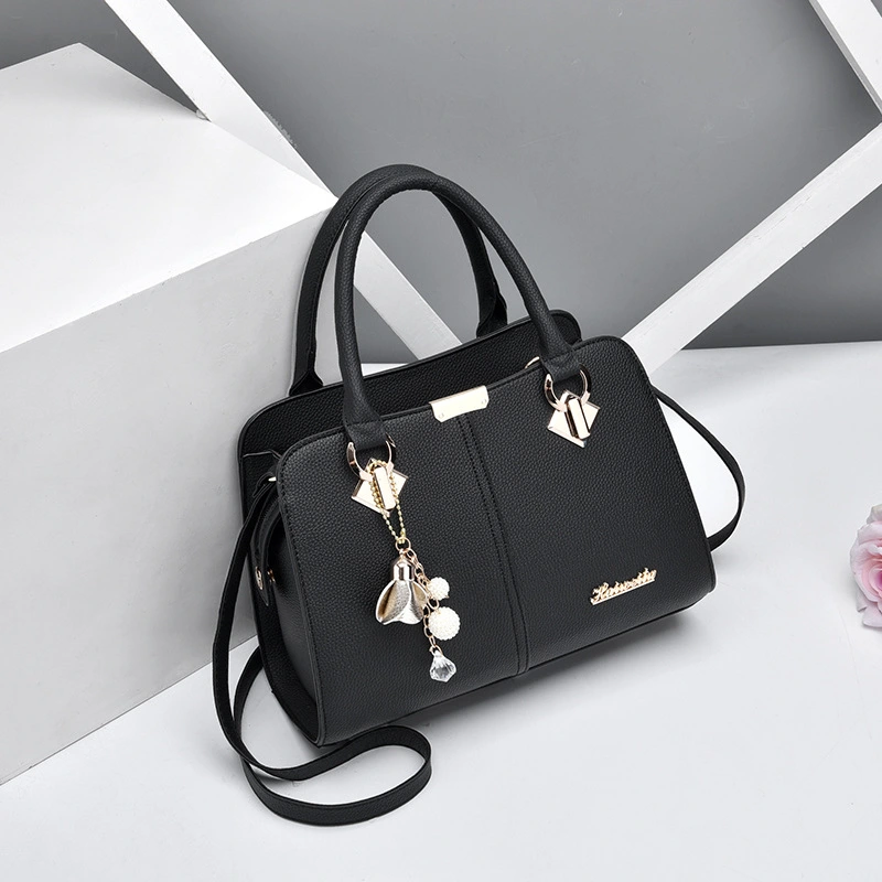 Leather women's bag new leather mother's bag fashion lady's handbag shoulder Messenger bag middle-aged women's bag trend