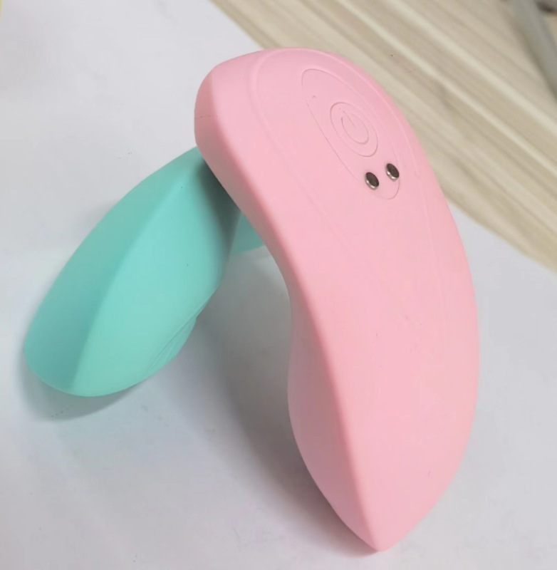APP wear egg jumping women's wireless remote control vibration stimulation G-spot orgasm masturbation device adult sex toys