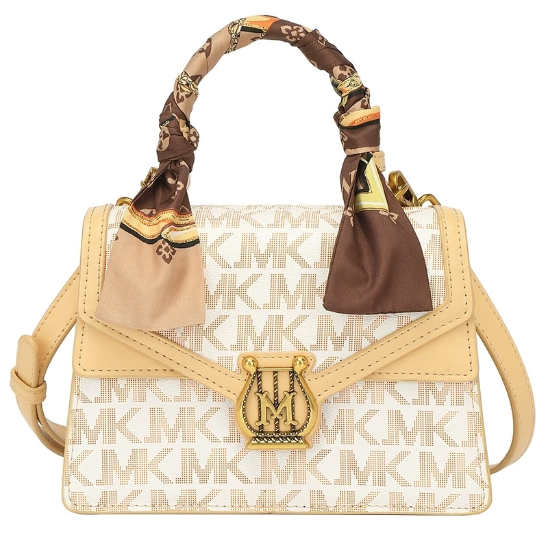 New retro fashion leather handbag bag shoulder Messenger small square bag lady shoutbao