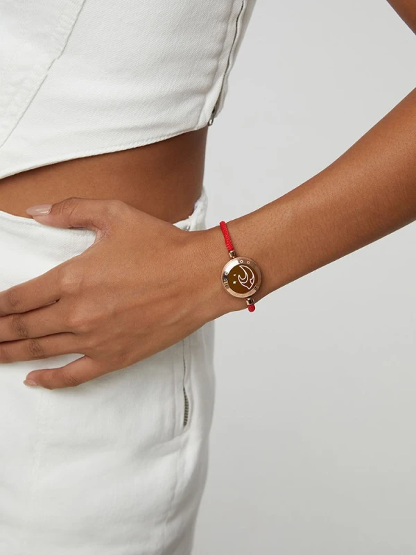 Vibration-sensitive bracelet smart interactive long-distance love band gift to his wife