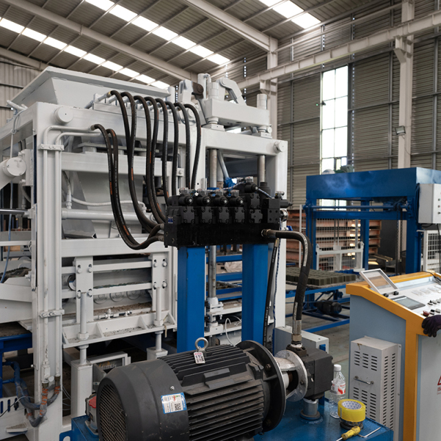 QT10-15 Waste-to-Block Conversion - Utilizing coal cinder and slag to produce cost-effective blocks, reducing raw material costs by 30%. Ideal for small businesses seeking durable, low-maintenance production solutions."